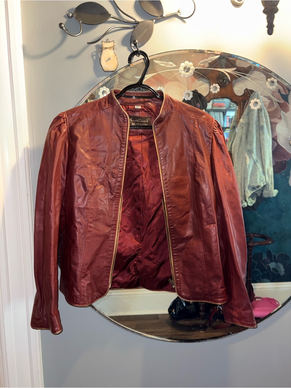 Gloria Vanderbilt Burgundy Leather Bomber Jacket